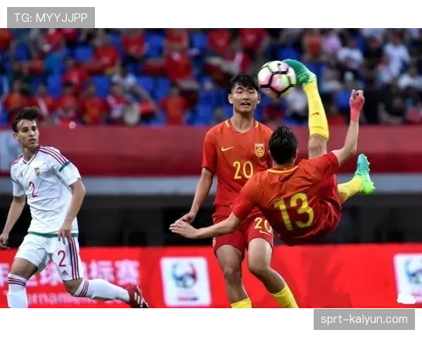 特鲁瓦0-2不敌克莱蒙,保级关键战失利,防线两度被简单传中攻破 特鲁瓦0-2不敌克莱蒙,保级关键战失利,防线两度被简单传中攻破