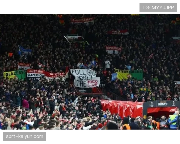 球迷冲突事件后续：赛区组委会已提交报告，涉事看台或被处罚